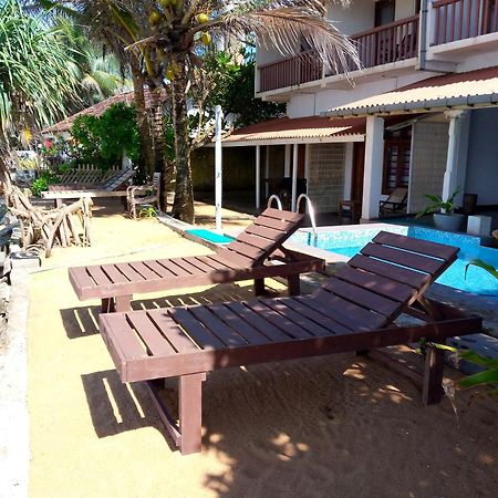 ホテル Asiri Yoga Retreat Kadurupe エクステリア 写真